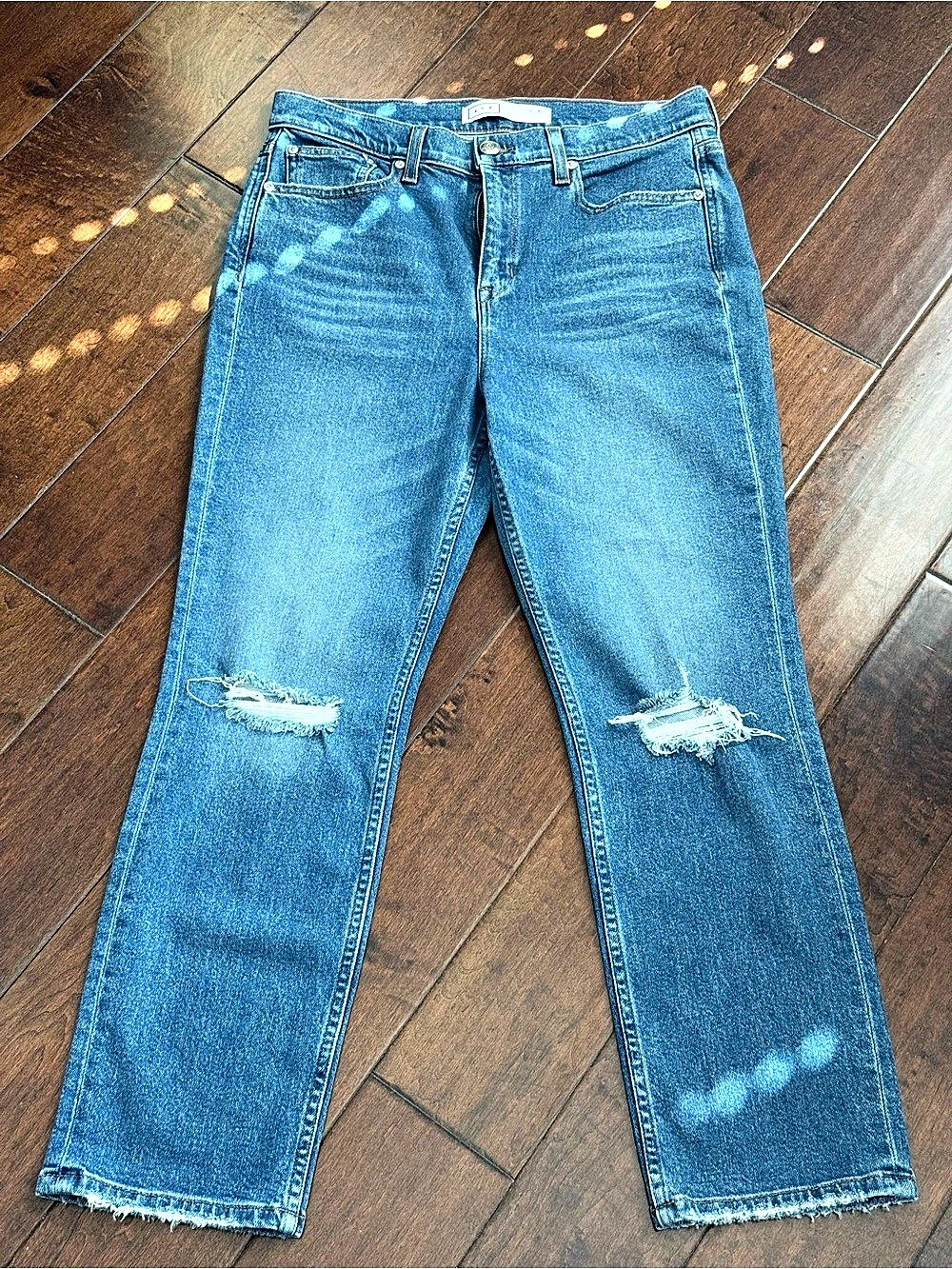 AYR The Yes Yes Yes Distressed Straight Leg Jeans in Blue - Waist 31